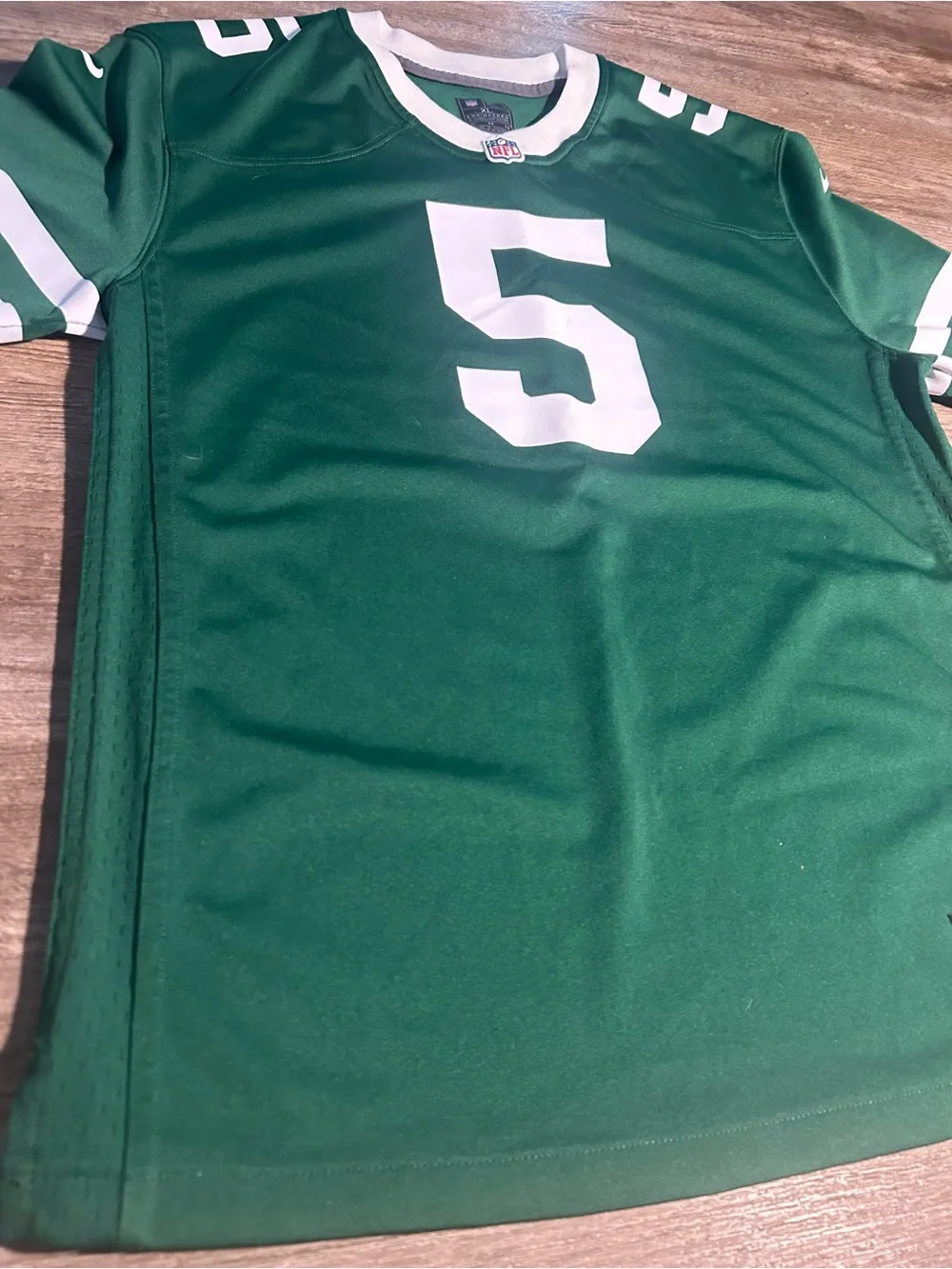New York Jets. Garret Wilson Jersey. Like New. Youth XL